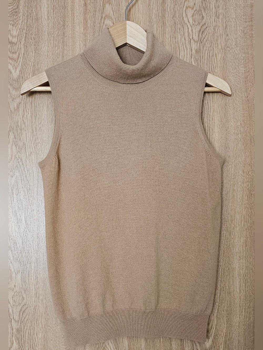 N.Peal of London Superfine Cashmere Sleeveless Sweater Top Turtleneck Size S